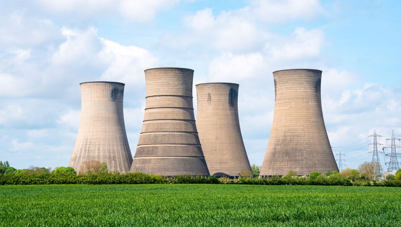 abdde dev sogutma kulesi patlayiciyla yikildi TwqSgGK2