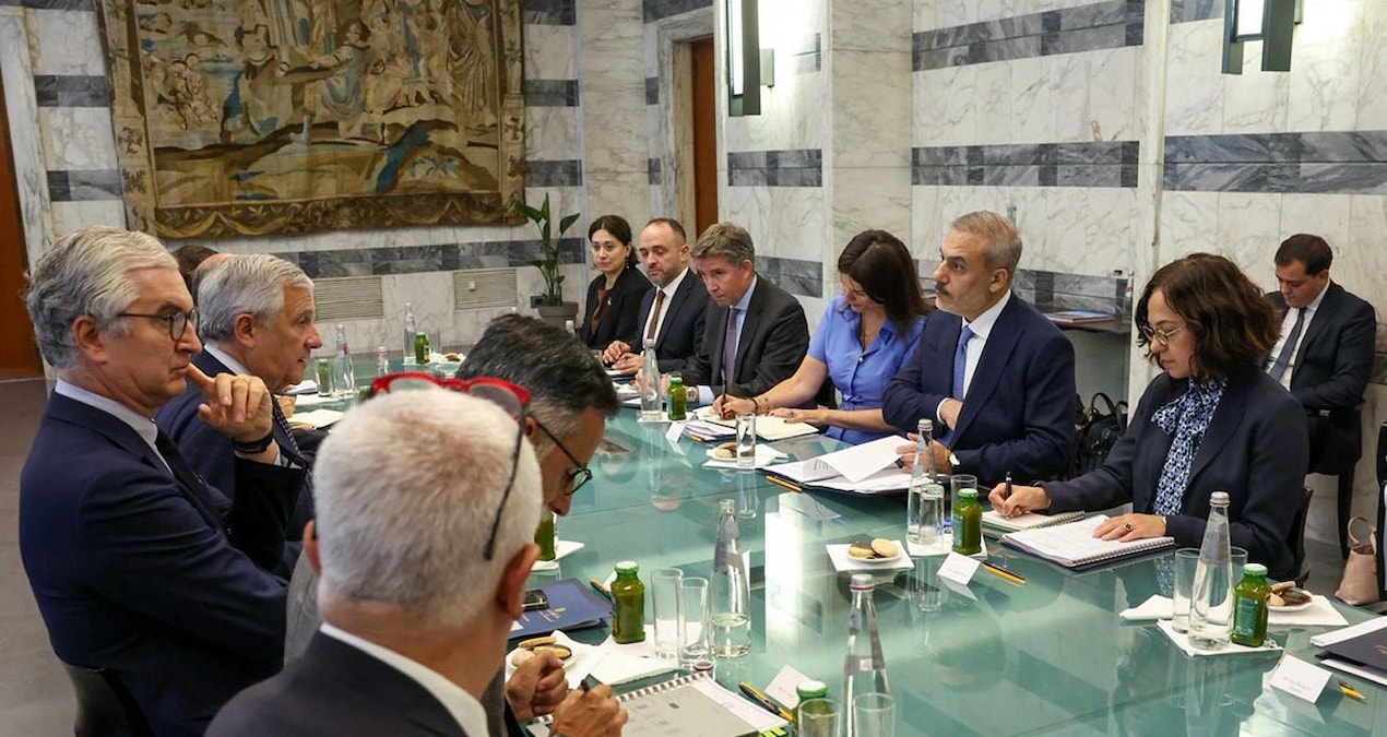 bakan hakan fidan italya disisleri bakani tajani ile romada gorustu HJKeRAIW