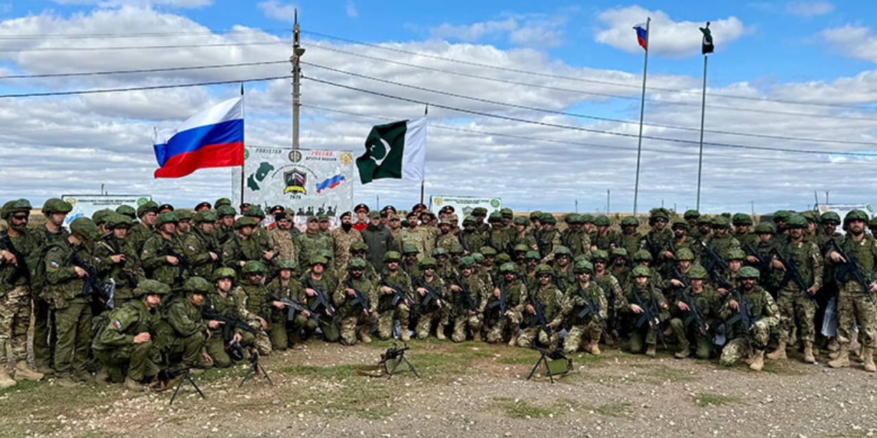 pakistan ve rusyadan ortak askeri tatbikat HiYb41Tc