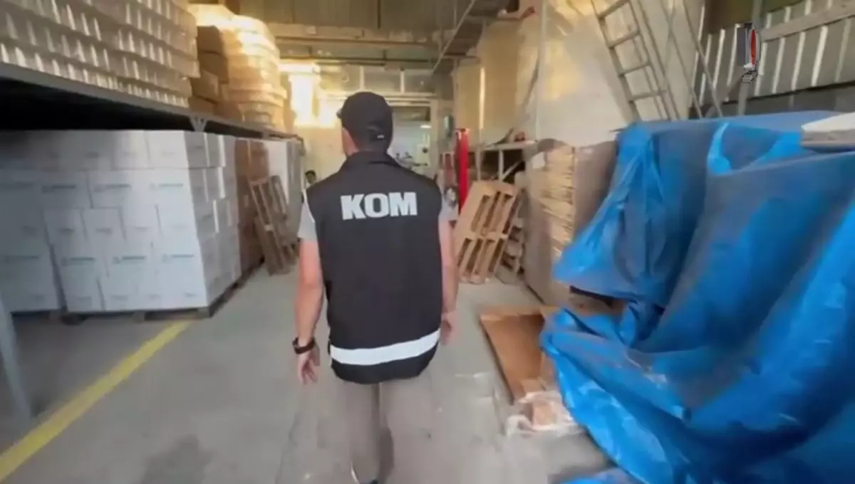 antalyada sahte alkol operasyonu 9TmkpxXS.jpg