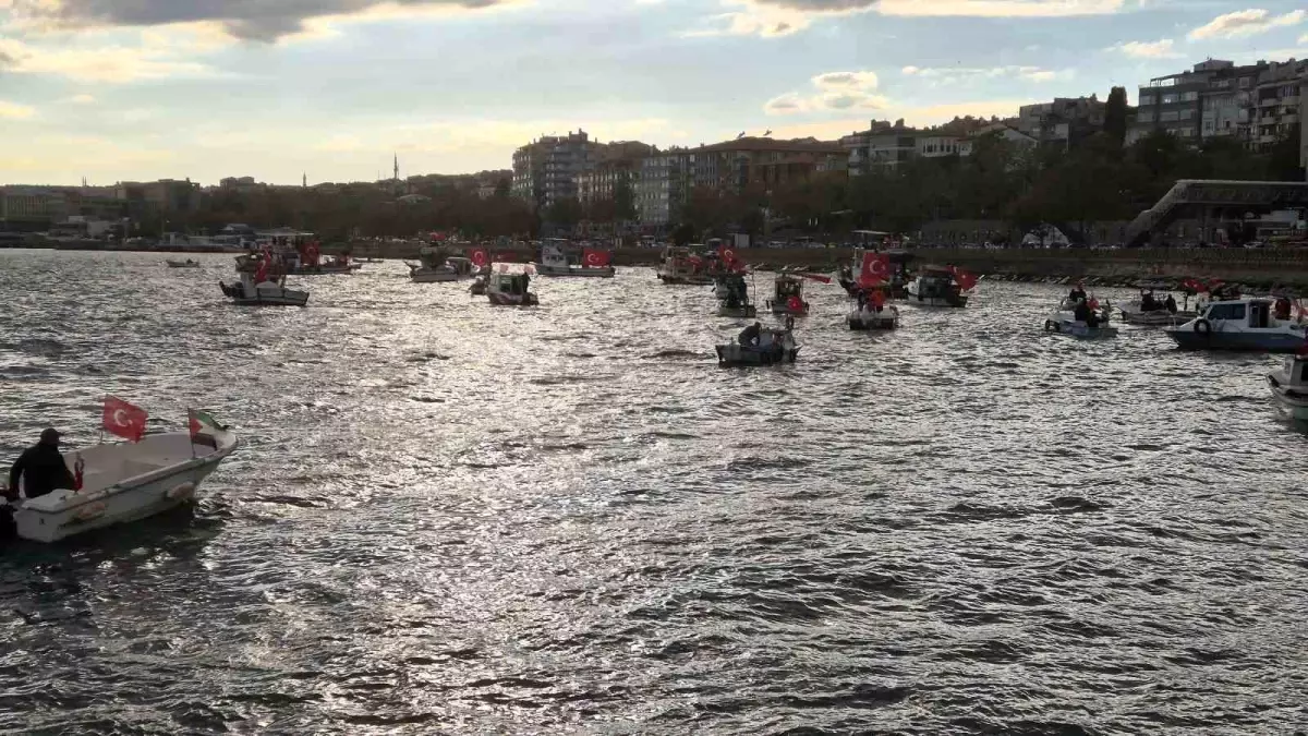 balikcilardan gazzeye destek konvoyu r6lTf5ip