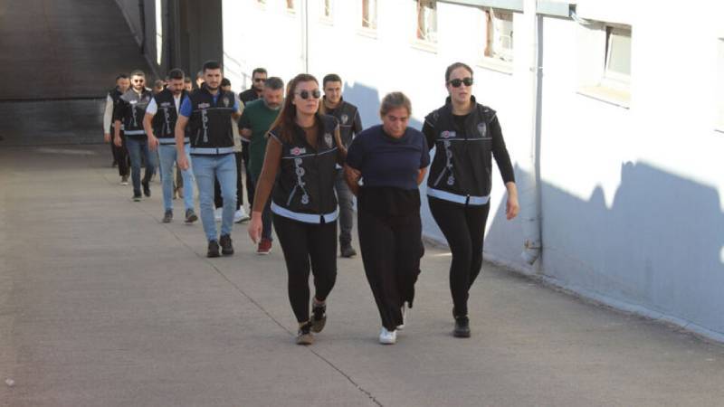 hazineye ait araziyi satma vaadiyle dolandiricilik 80 milyon tllik vurgun lz3cd7e5