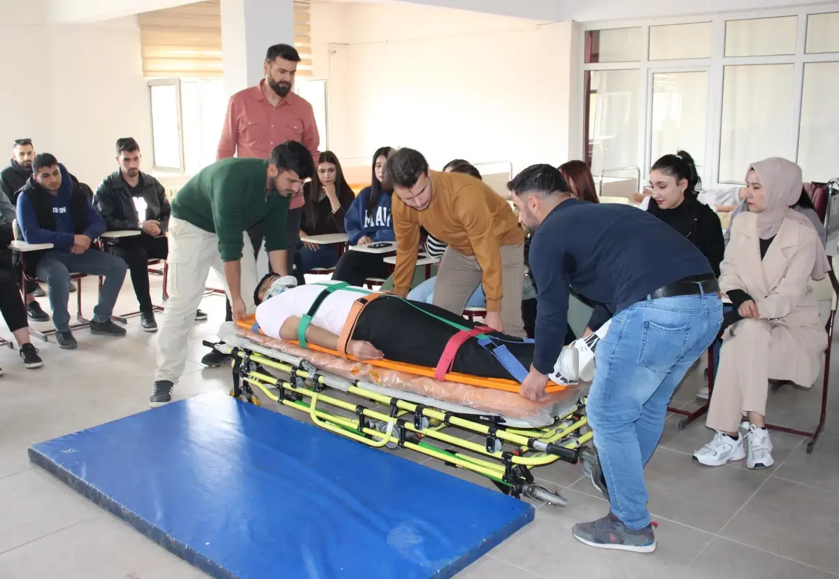 agrida soba zehirlenmelerine dikkat ogrencilere ilk yardim egitimi verildi 2jFdHkqc.jpg