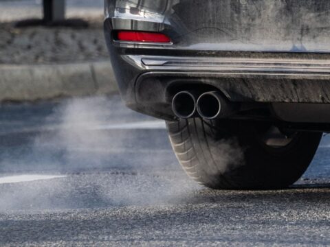 Alman Mahkemesi, İklim Aktivistlerinin BMW ve Mercedes’e Yönelik Davalarını Reddetti